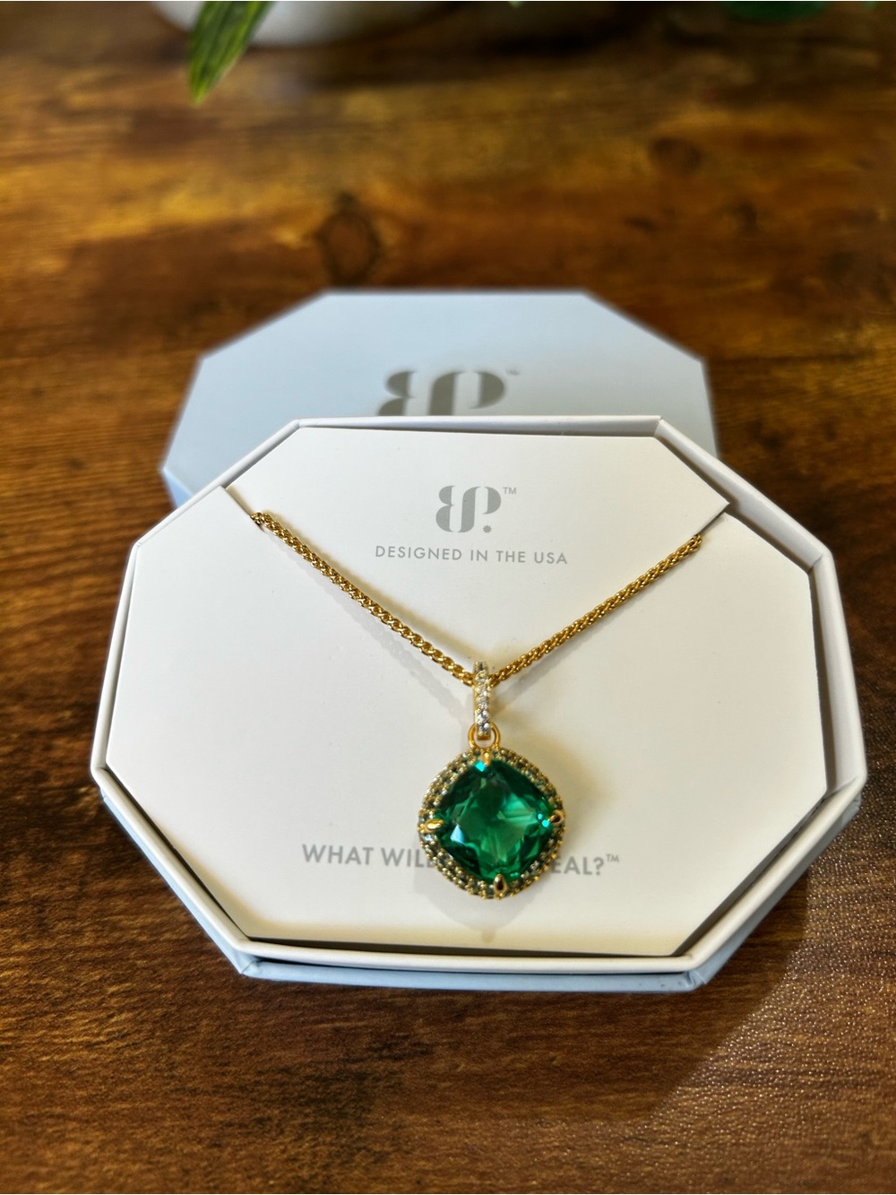 Bomb Party OG “The Bonjour” Emerald & Gold Necklace